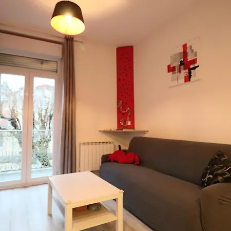 3* Au Coeur Du Massif Du Sancy, Climatise, Jusqu'a 6 Personnes - Fr-1-858-38 *