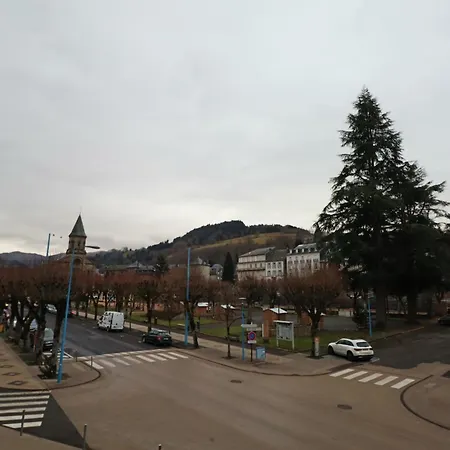 3* Au Coeur Du Massif Du Sancy, Climatise, Jusqu'a 6 Personnes - Fr-1-858-38 Appartement *