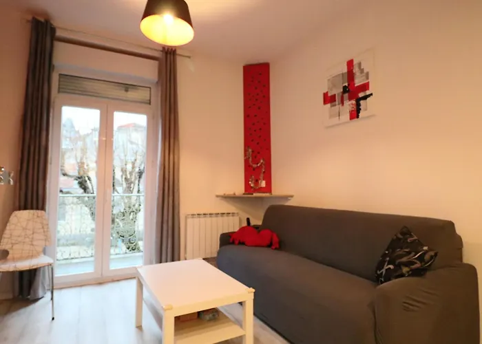 3* Au Coeur Du Massif Du Sancy, Climatise, Jusqu'a 6 Personnes - Fr-1-858-38 *